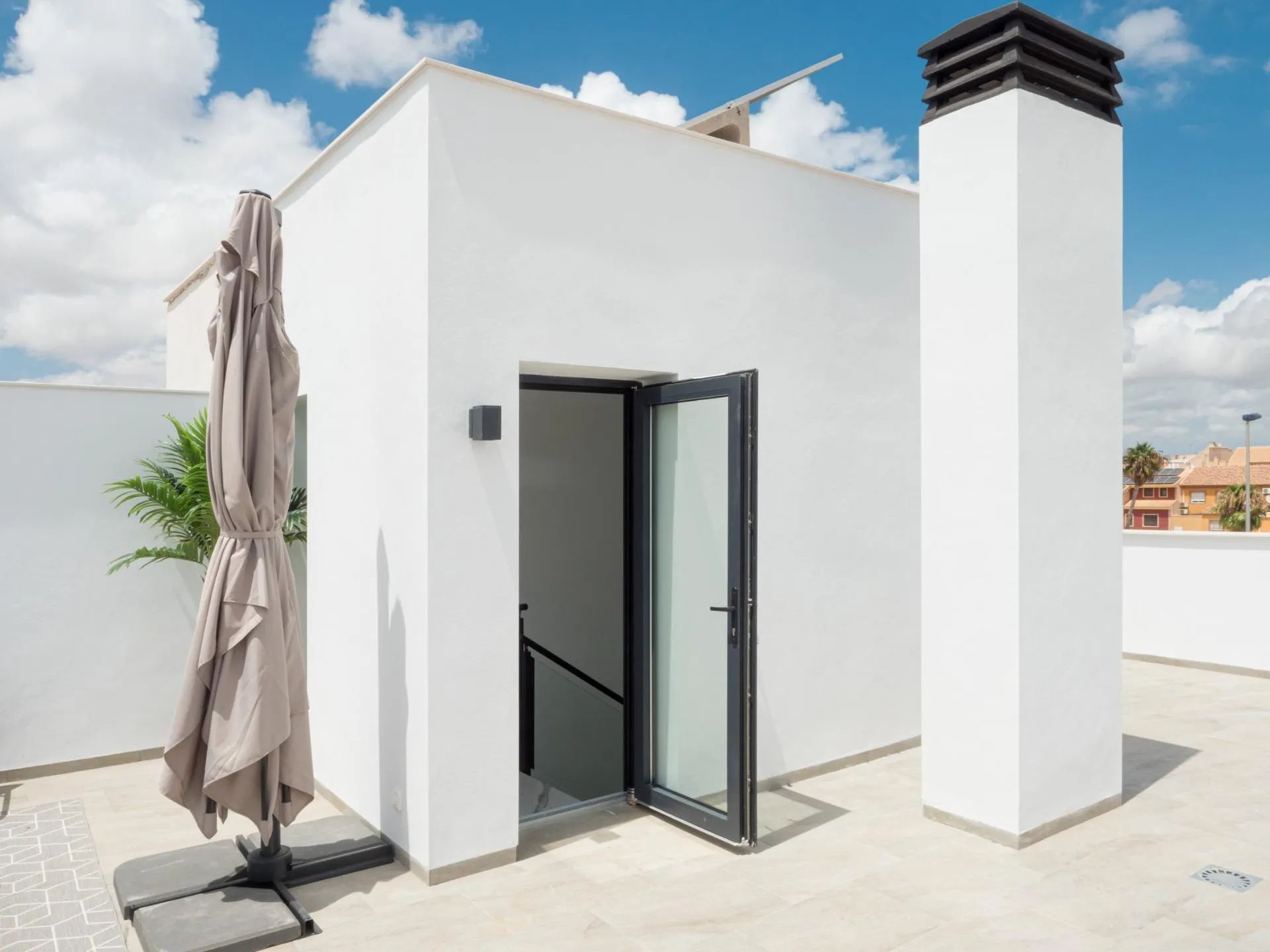 Ultiem genieten: ruime vakantiewoningen dichtbij centrum en strand foto 27