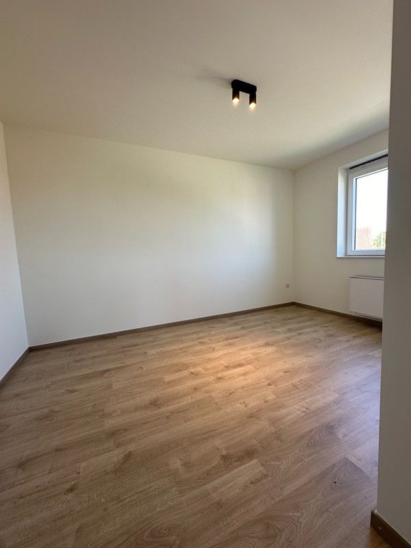 Moderne nieuwbouwwoningen op een boogscheut van Roeselare foto 8