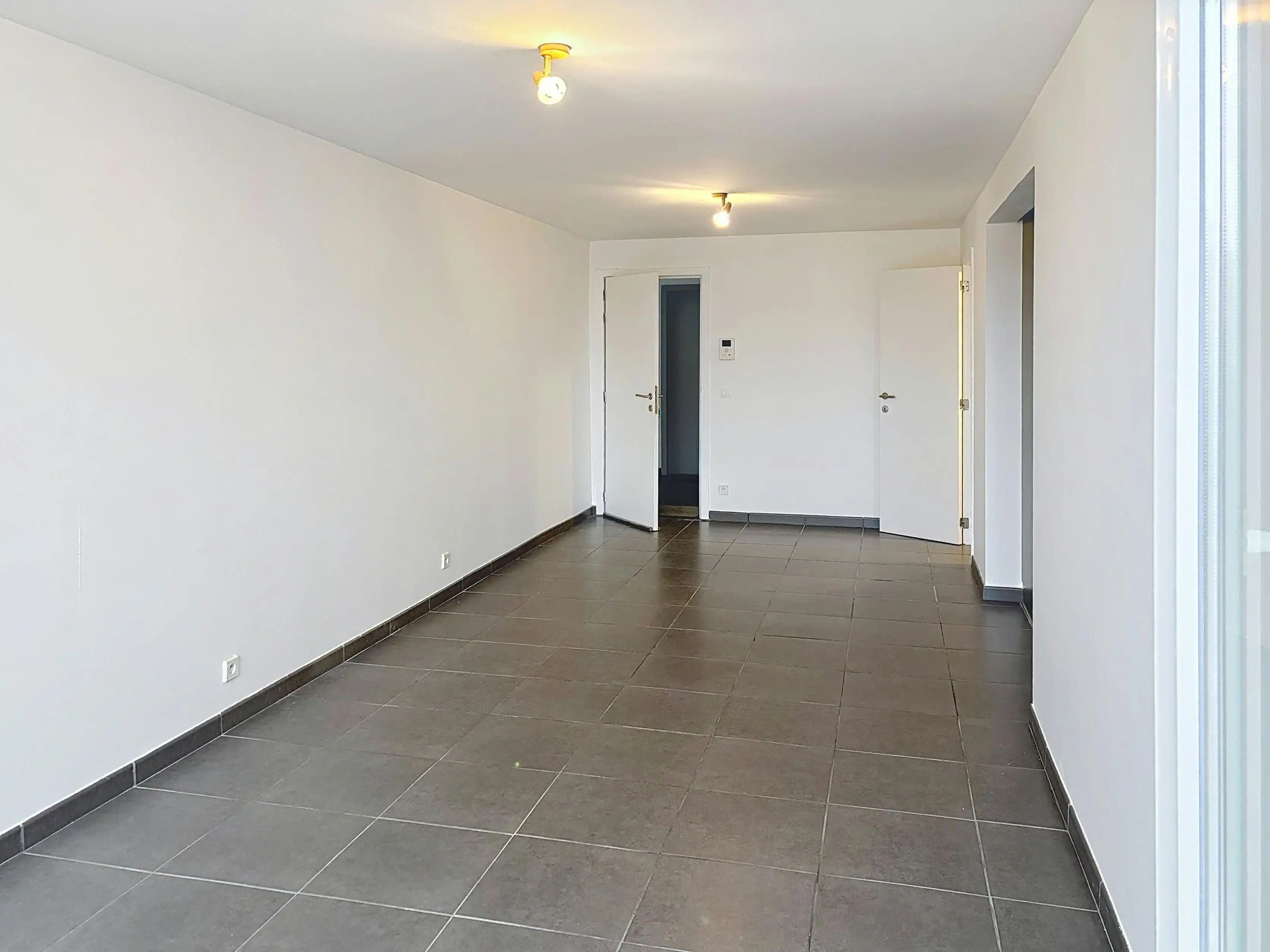 Ideaal starters of investeringsappartement te Kortrijk foto 10