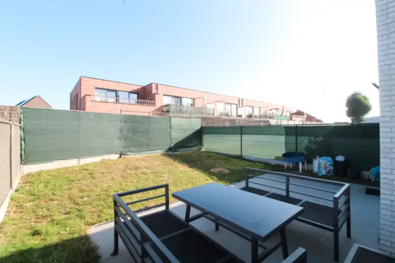 Zeer energiezuinige woning te Roeselare foto 8