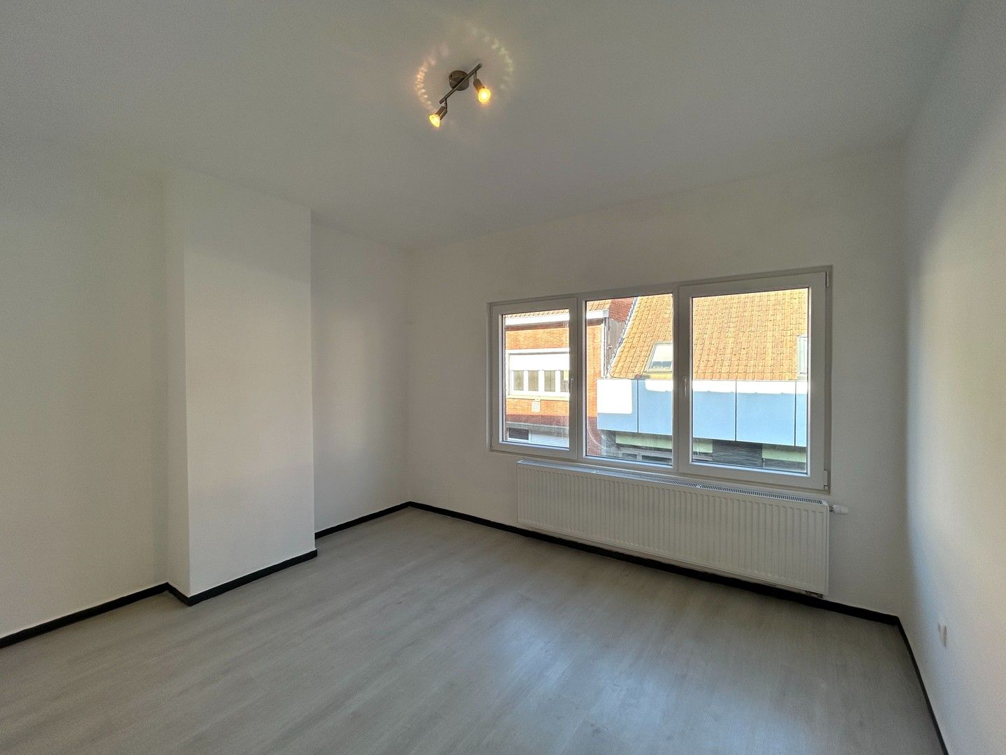 Instapklare woning met 3 kamers in het centrum van Meulebeke (Tielt)! foto 16