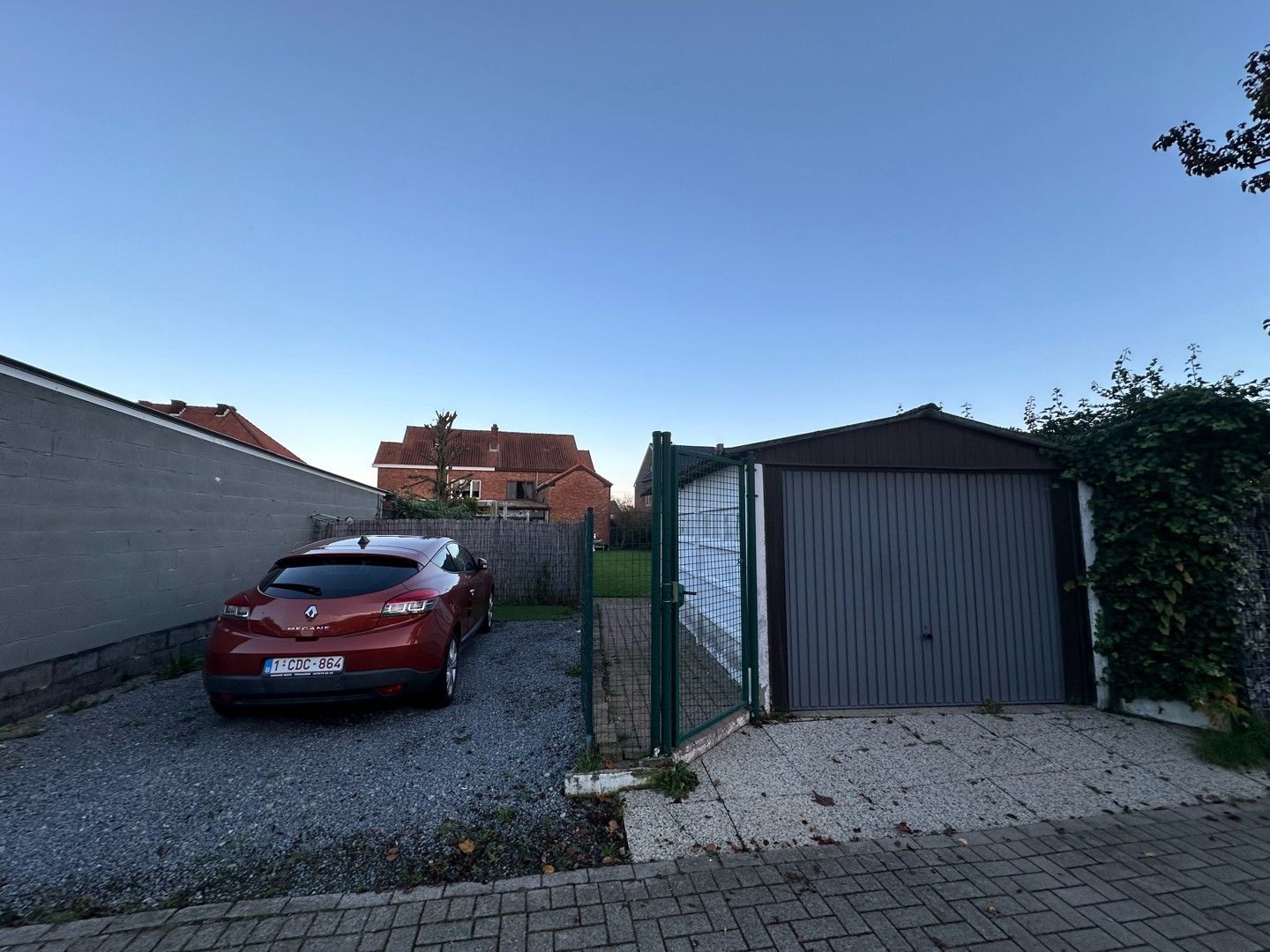 RUIME GEZINSWONING MET TUIN EN GARAGE IN TONGEREN foto 29