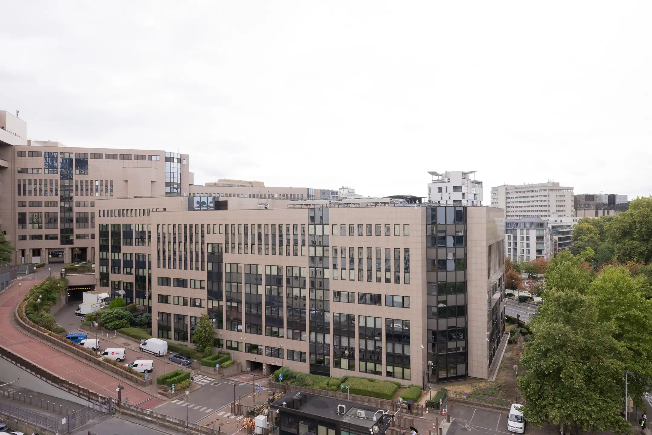 Appartement met 2 slpkamers en parkings - Europese wijk foto 20