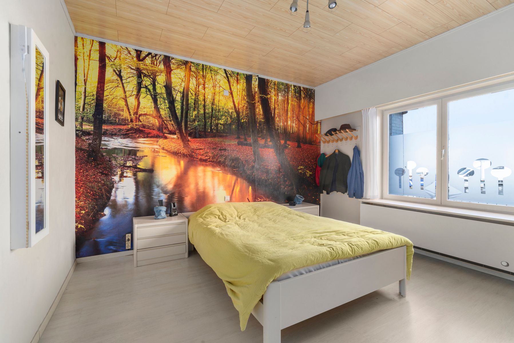 Ruime woning met 4 slaapkamers te Oordegem! foto 8