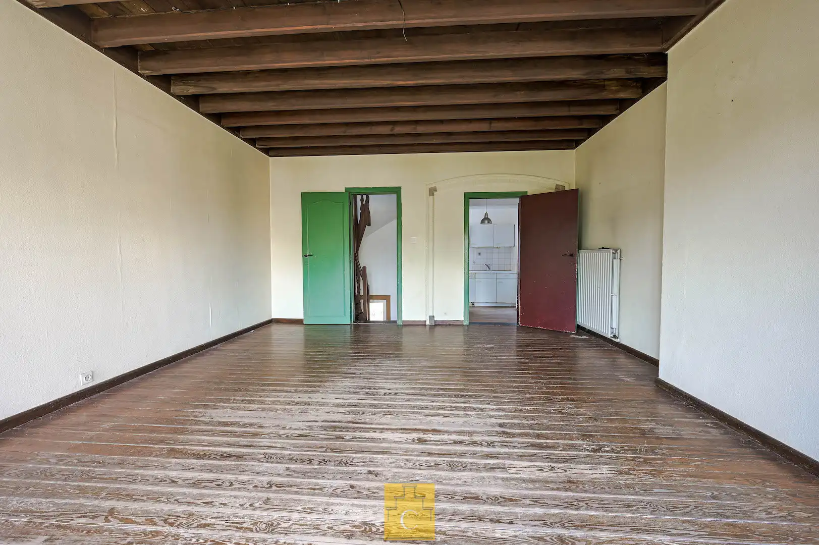 ruim breedhuis met 2 puntgevels aan de Brugse Reien met vergunning voor totaalrenovatie en twee private parkeerplaatsen foto 9