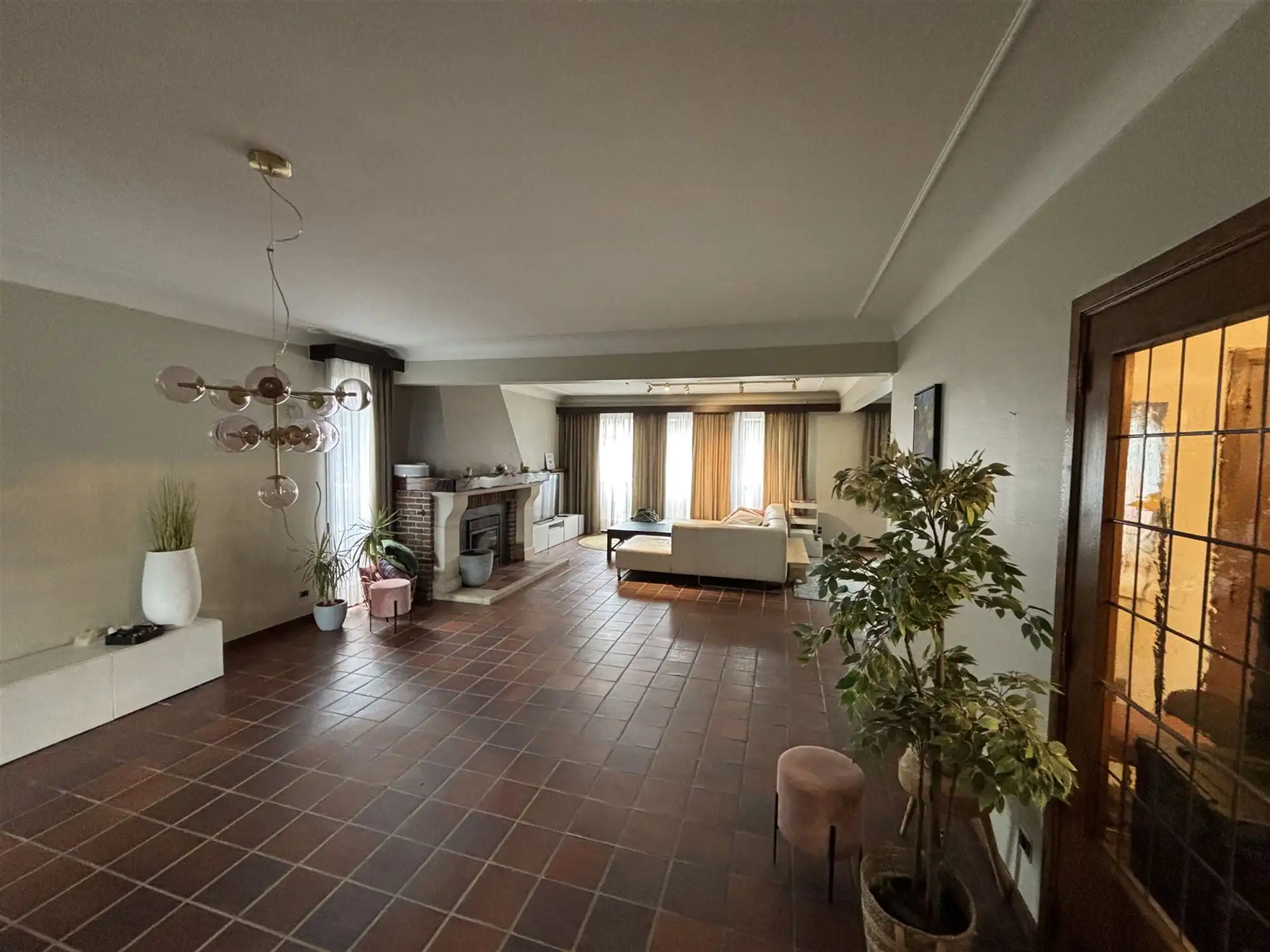 Zeer ruim appartement in centrum Edegem te huur foto 10