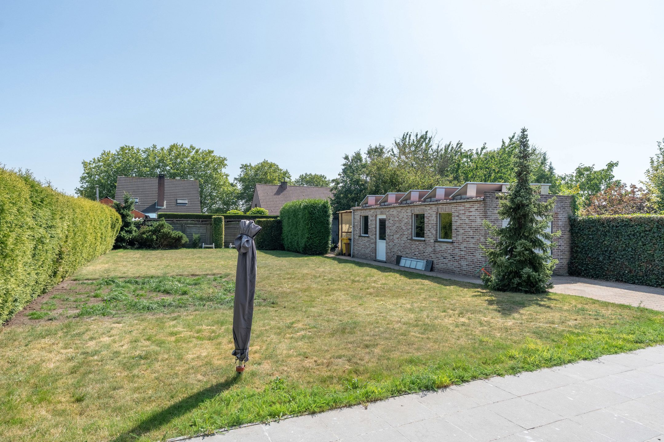 Vrijstaande woning met 3 slpk , garage en tuin te Beerse. foto 17