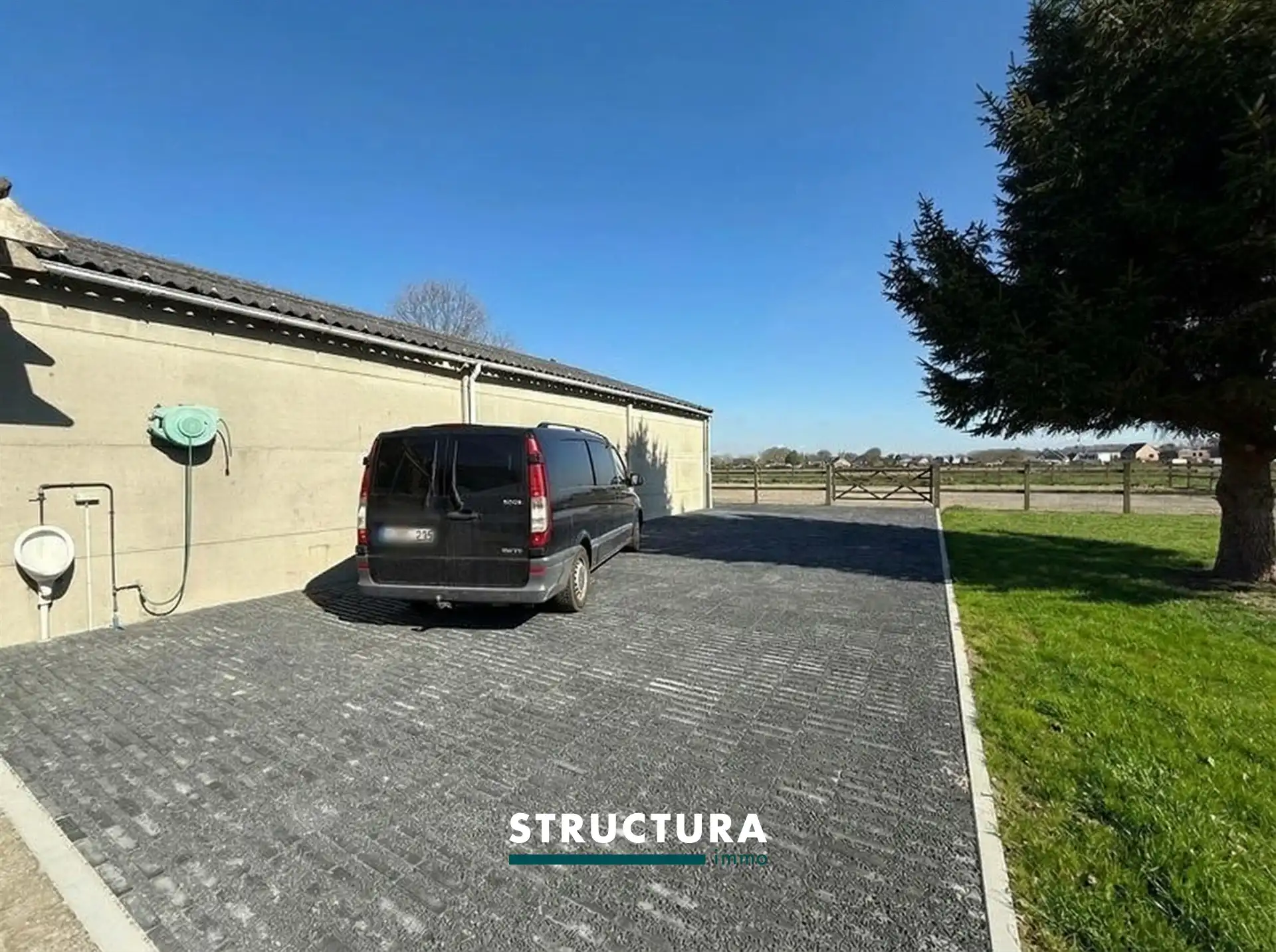 Woning met weide, piste en paardenstal voor 2 paarden foto 24