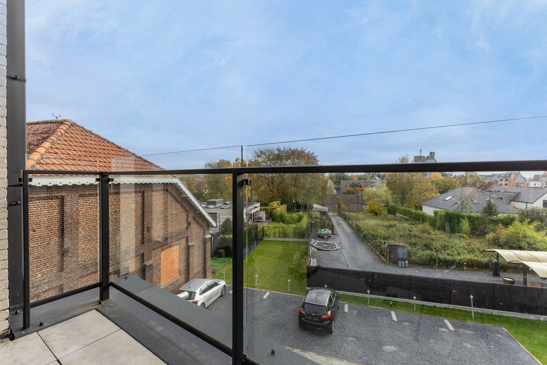 OPTIE Zeer recent appartement met 1à2 slaapkamers en staanplaats foto 13