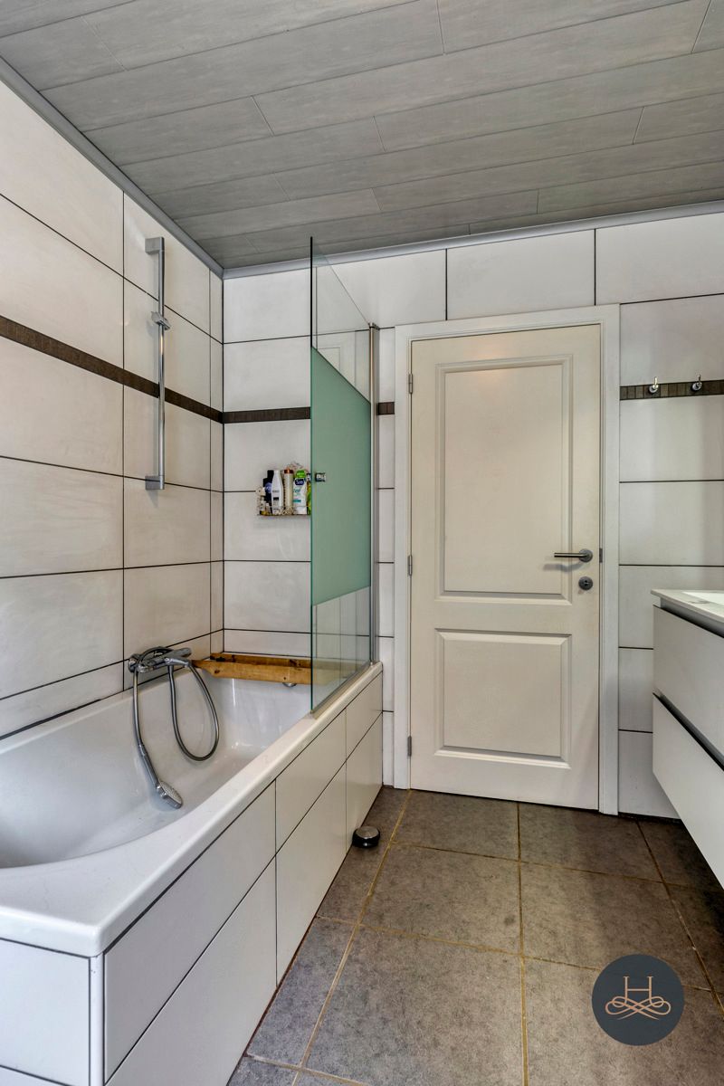 Energiezuinige gezinswoning met grote tuin in groene buurt foto 10