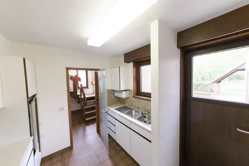 alleenstaande woning in het pittoreske Bekegem foto 13
