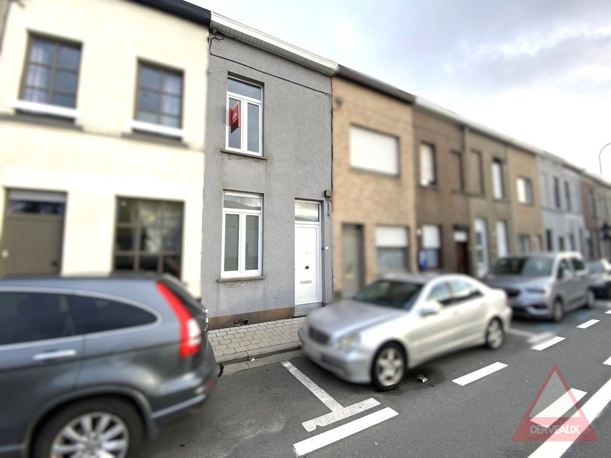 Heule – Woning met tuin op centrale ligging foto {{pictureIndex}}