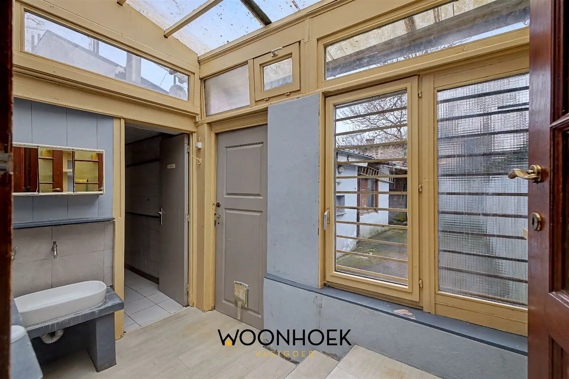 Ruimte en karakter op topligging nabij Gent-Dampoort foto 23