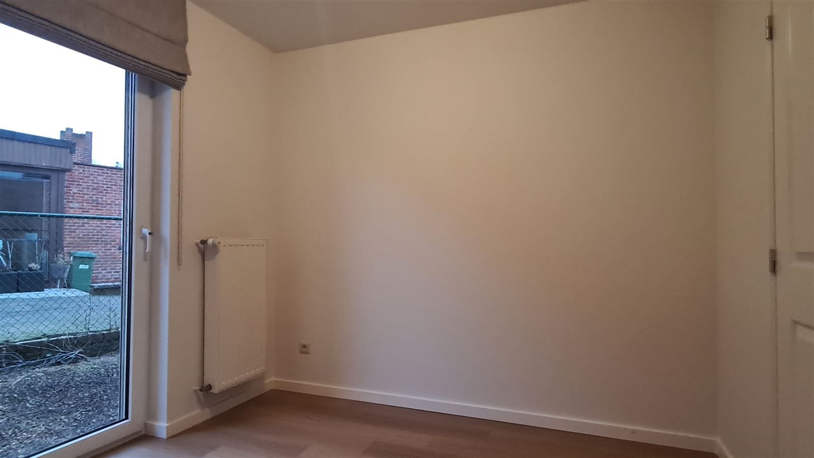 Ruim gerenoveerd tweeslaapkamerappartement in Bilzen foto 7