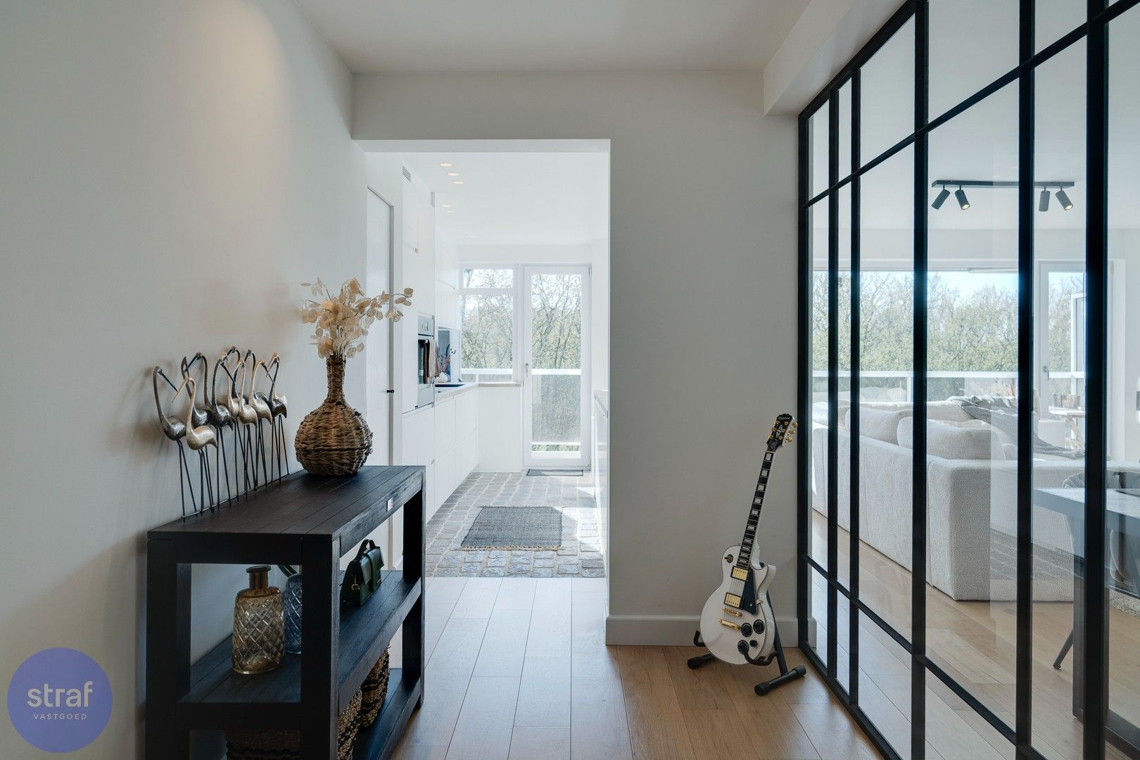 Zalig wonen op Linkeroever – in een gerenoveerd appartement met zicht op groen foto 9