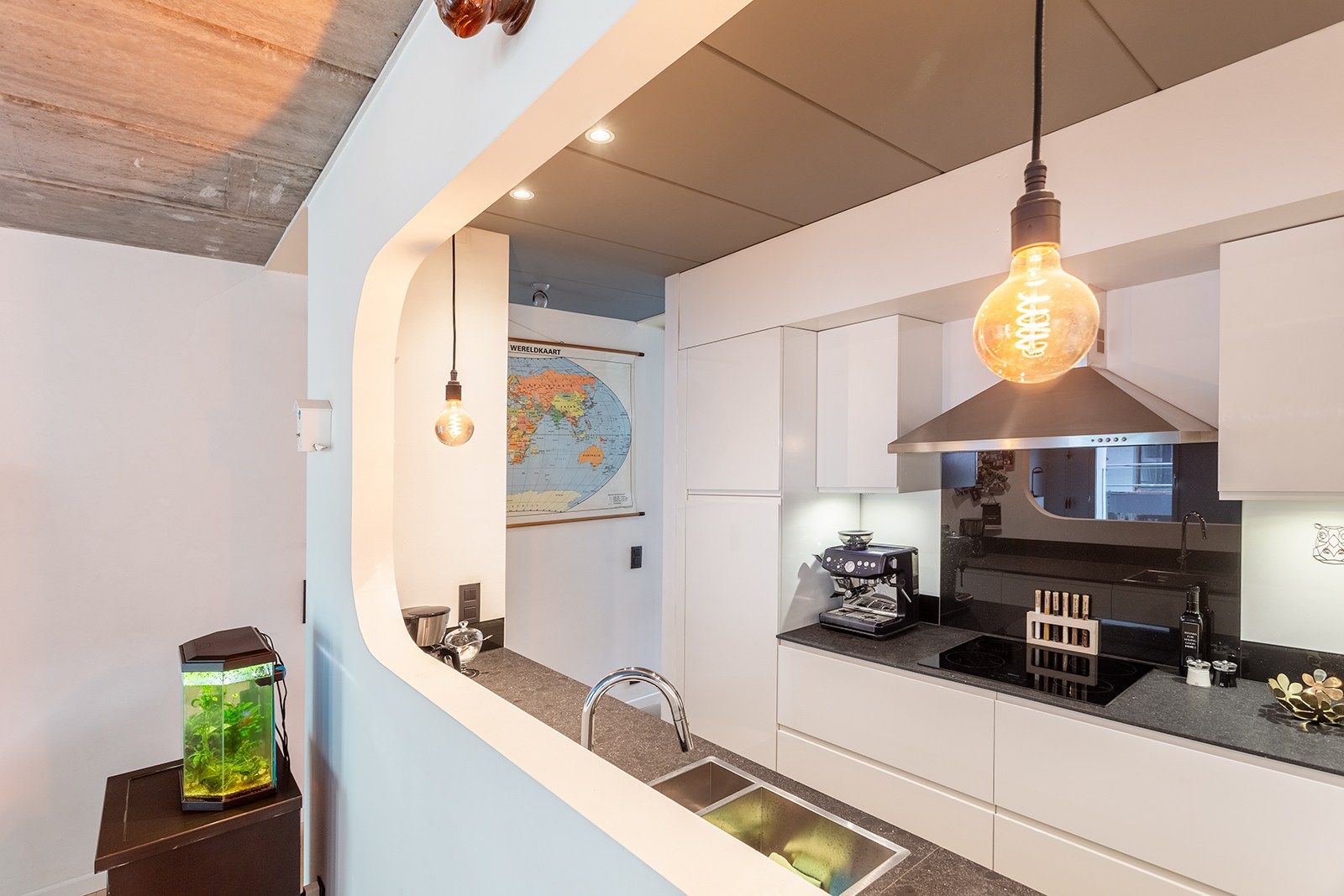 Energiezuinig 3-slaapkamerapp. nabij Centraal Station foto 8