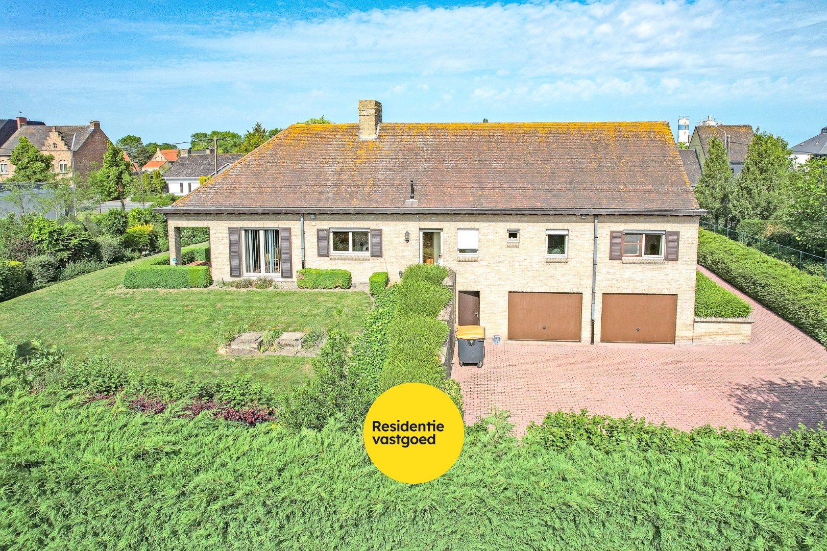 Ruime alleenstaande woning met grote tuin nabij centrum Diksmuide op 1681 m². foto 19