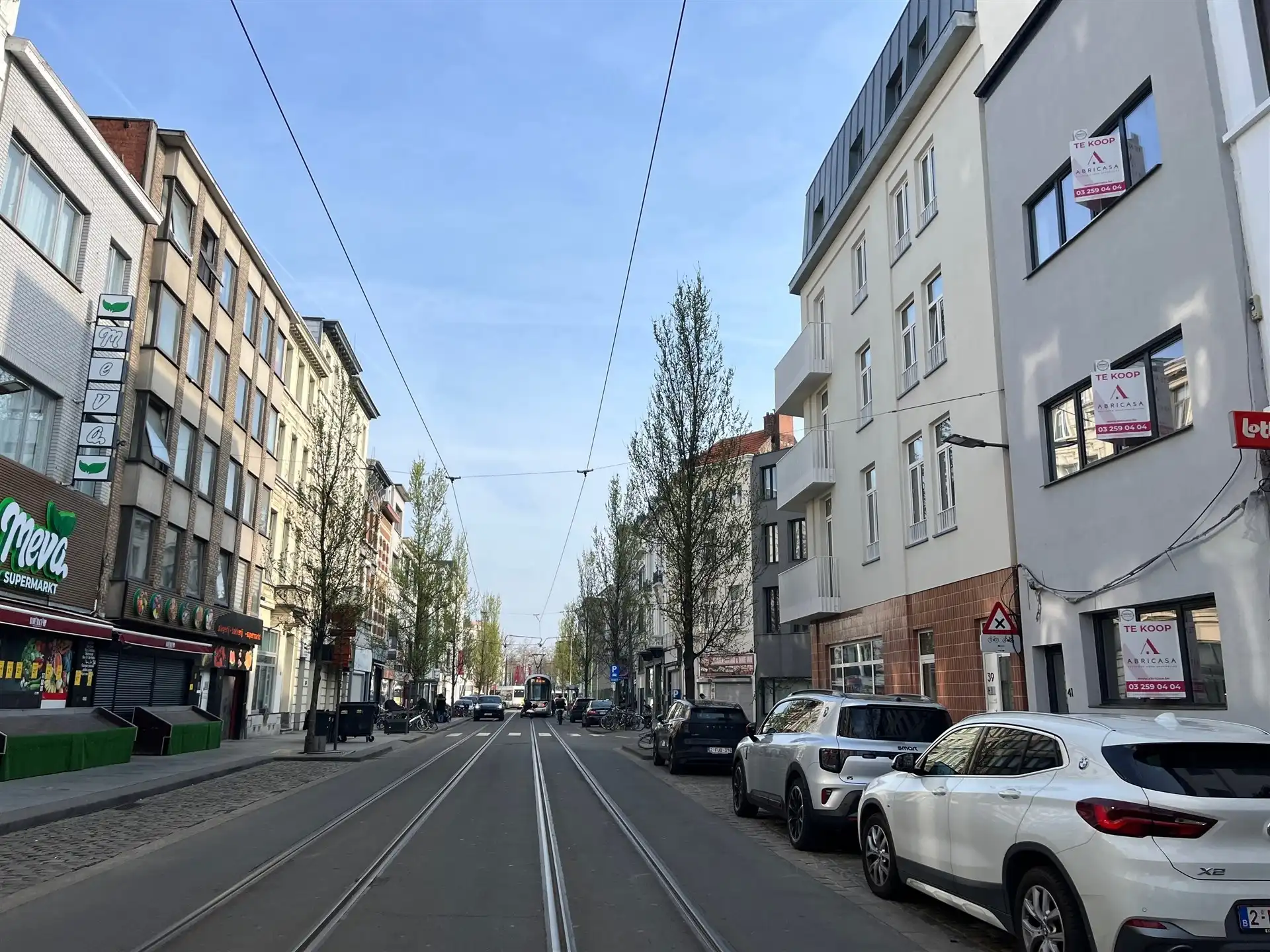 Volledig vernieuwd 2-slaapkamerappartement met gemeenschappelijk terras foto 14