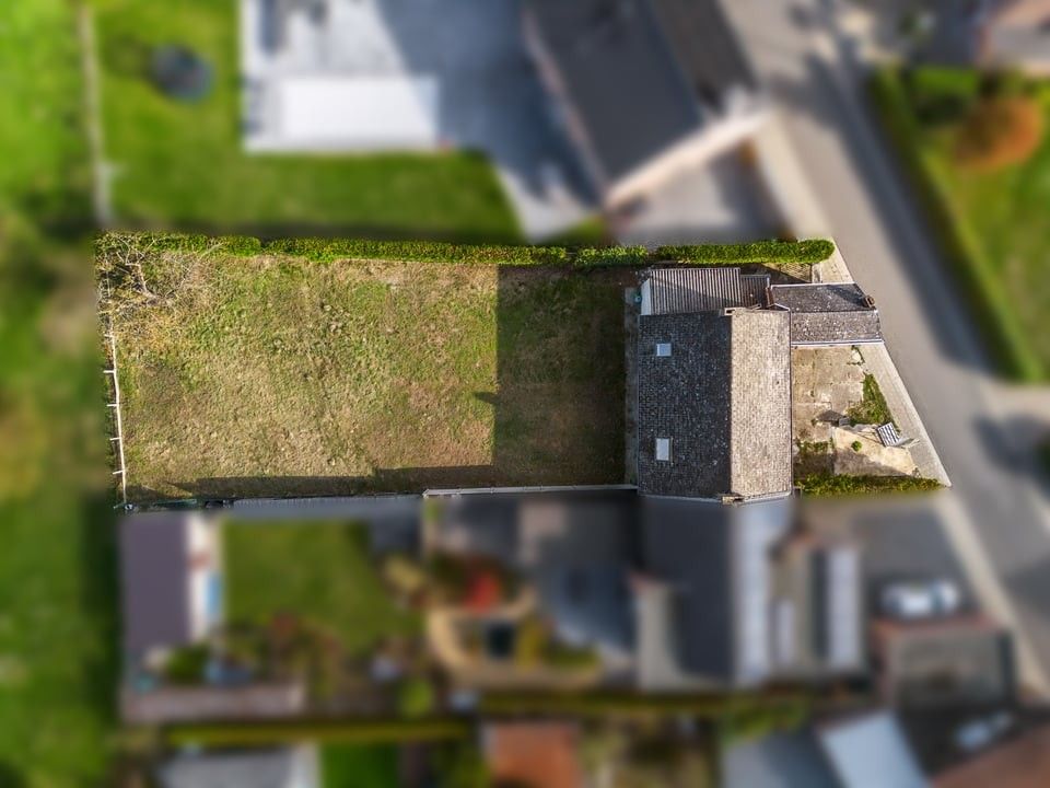 HALFOPEN BEBOUWING MET PARKEERPLAATS IN HET LANDELIJKE VELM foto 3