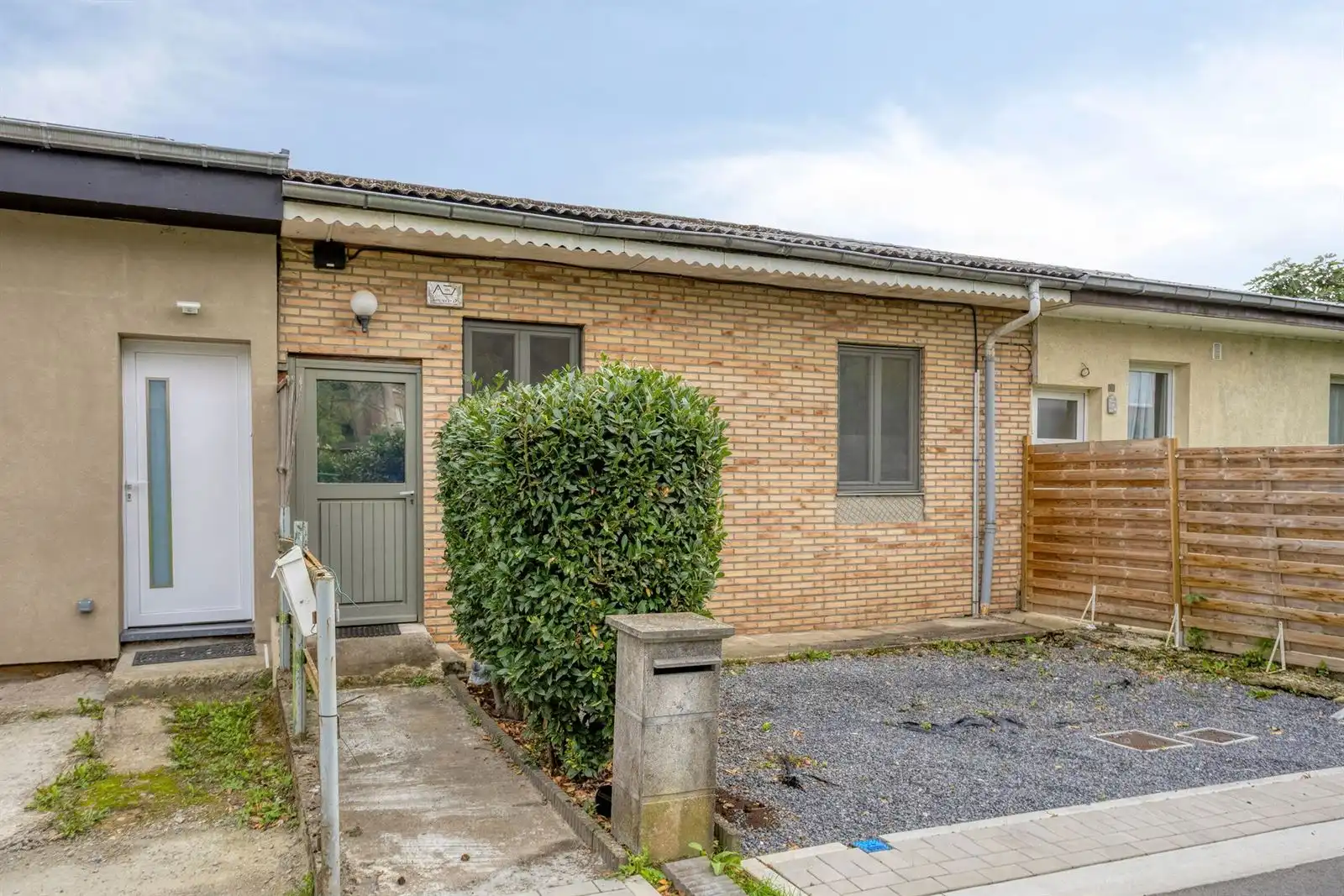 Rijwoning bungalow met 2 slaapkamers  foto 2