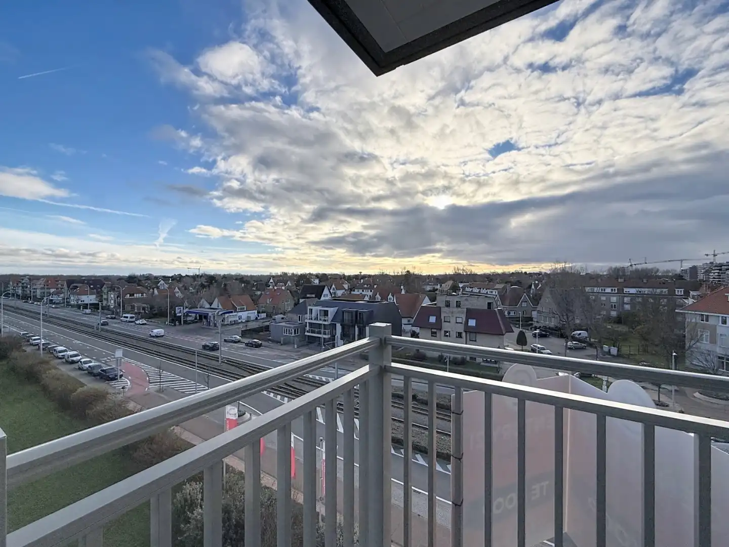 Stijlvol hoekappartement nabij de zee, de winkelstraat en de havengeul, met mooi uitzicht foto 13