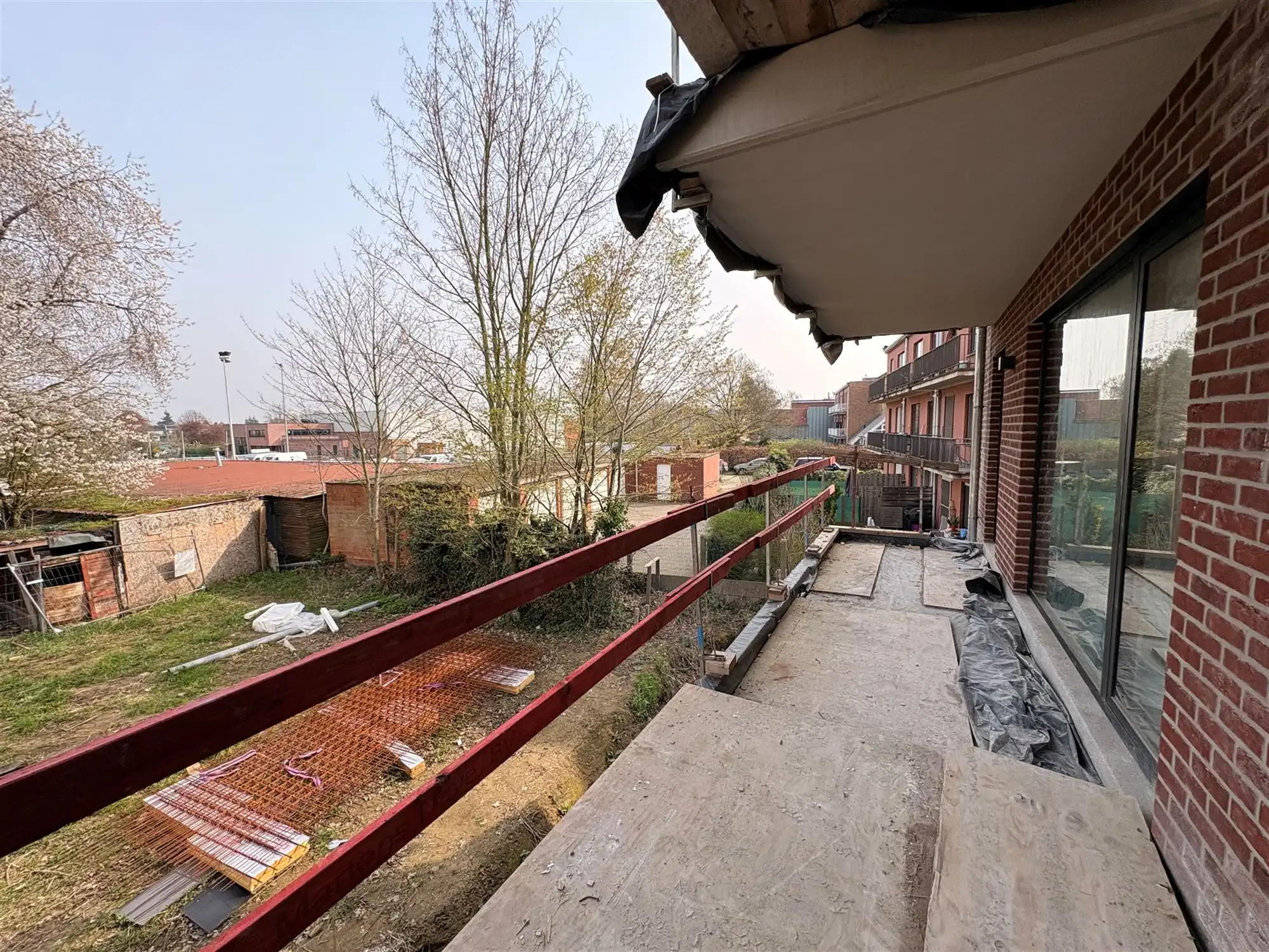Appartement met 2 slaapkamers en terras. foto 10