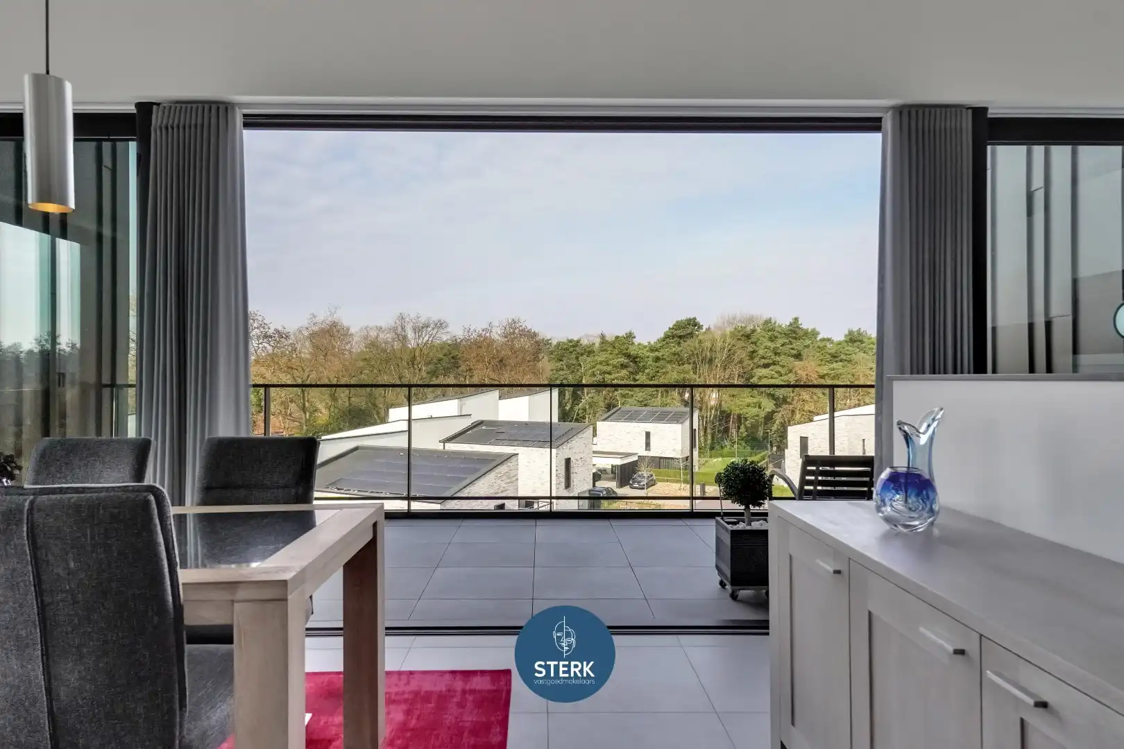 STIJLVOL PENTHOUSE MET 3 SLPKS EN 2 TERRASSEN IN EEN GROENE OMGEVING !  foto 14