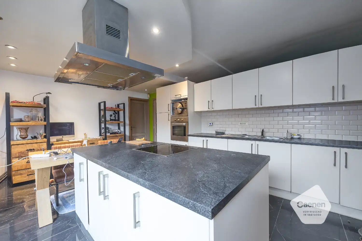 Recente half open woning te koop in Gistel foto 12