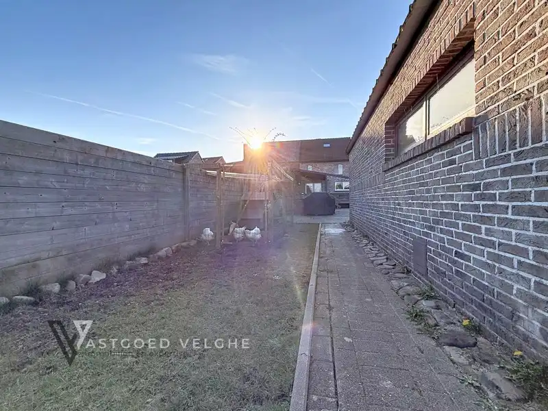 🌿 Goed onderhouden woning met 4 slaapkamers, grote garagebox/werkplaats & energiezuinige voorzieningen in Uikhoven foto 42