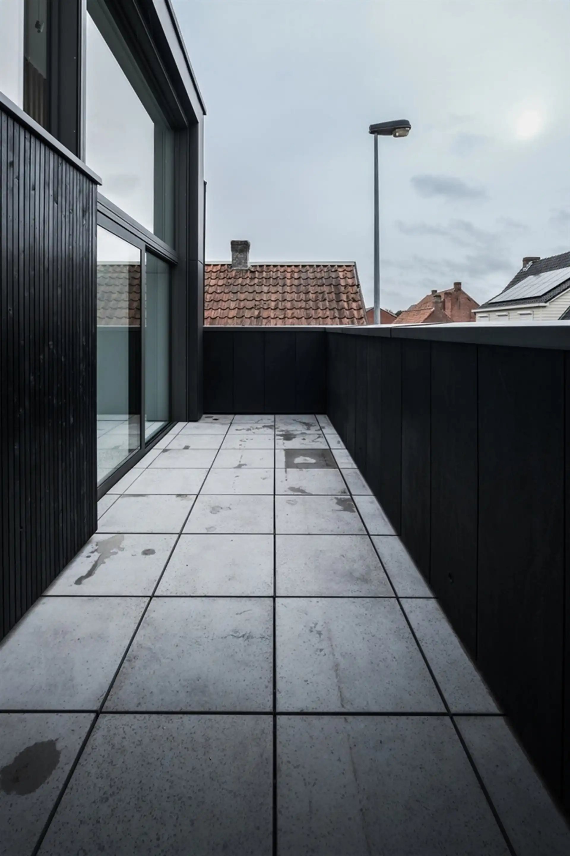 Exclusief strak nieuwbouwappartement met carport en groot terras. foto 5