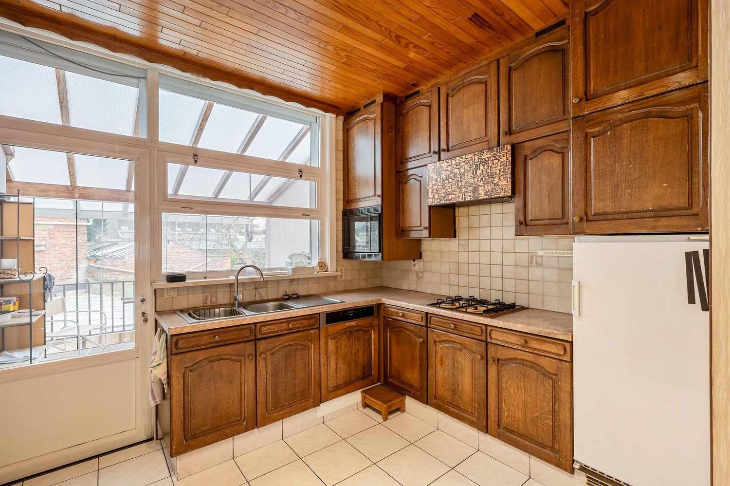 OP TE FRISSEN WONING MET MAGAZIJN VLAK BIJ CENTRUM MECHELEN foto 11