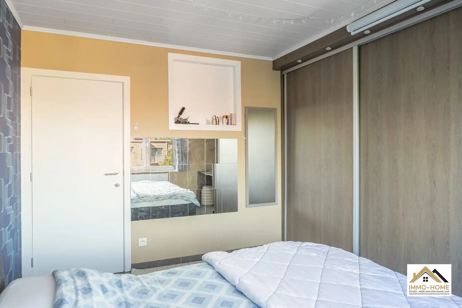Ruim appartement met drie volwaardige slaapkamers  foto 13