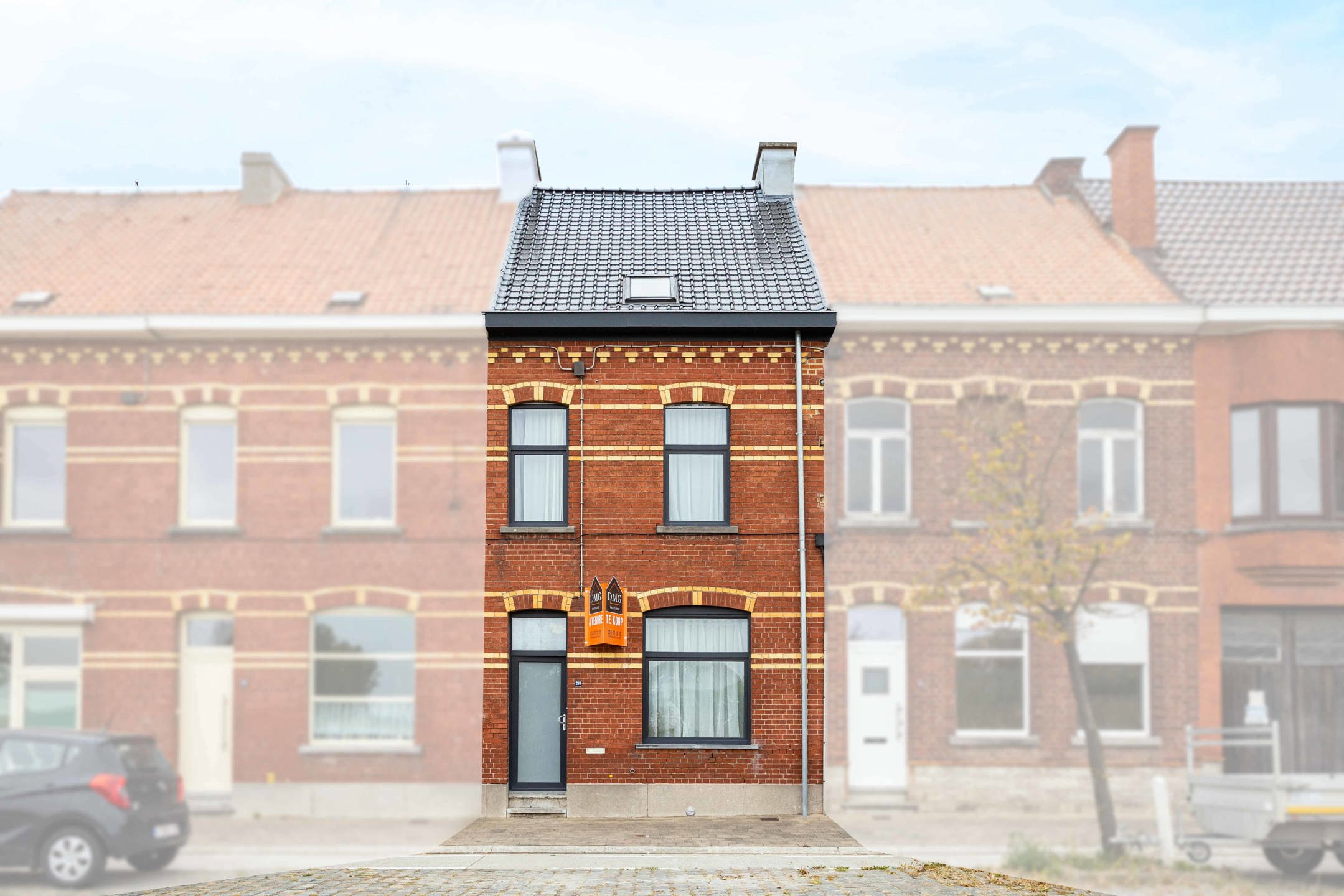 Volledig gerenoveerde, stijlvolle ruime woning foto {{pictureIndex}}