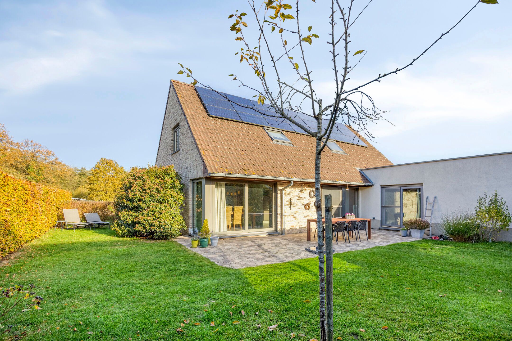Villa met 4 slaapkamers en 2 badkamers op rustige locatie foto 24