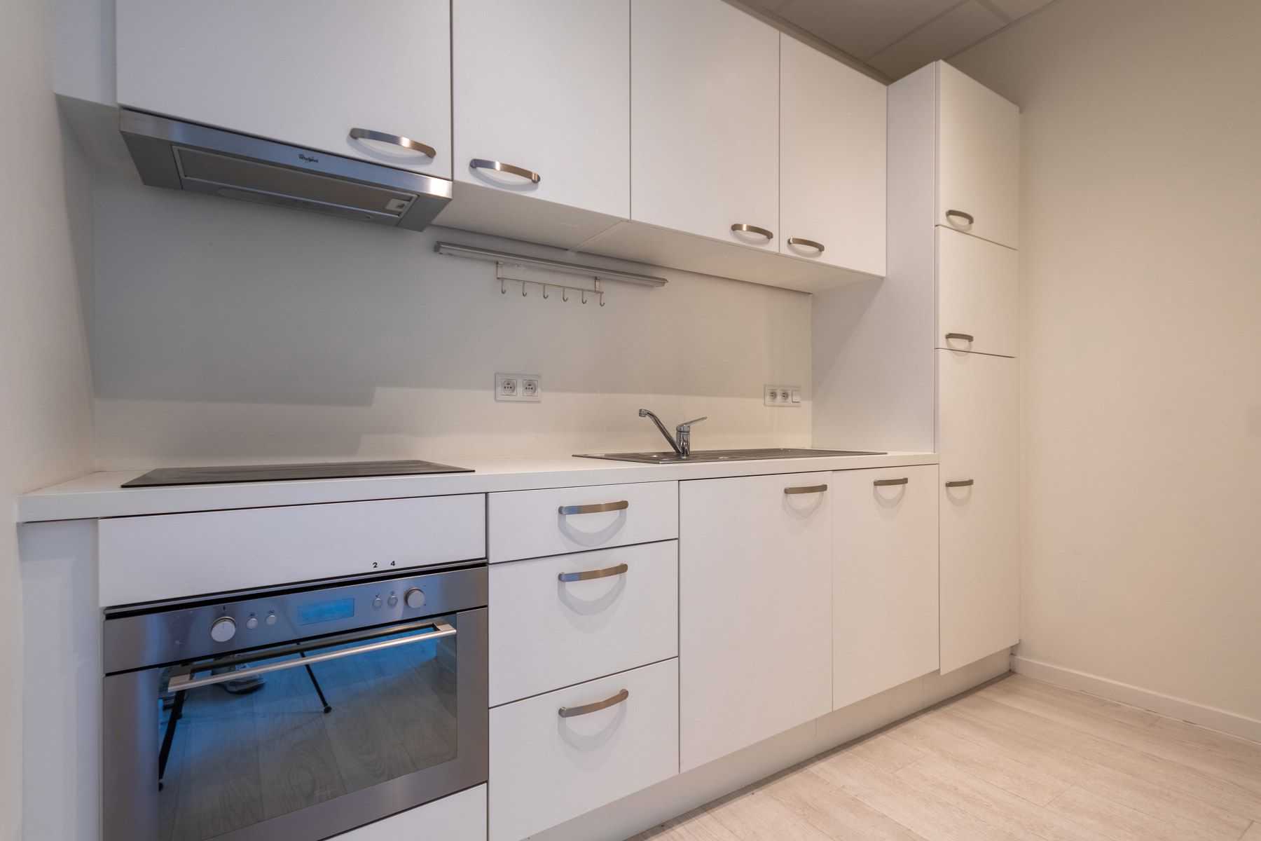 Assistentieflat met kelder in centrum Halle foto 10
