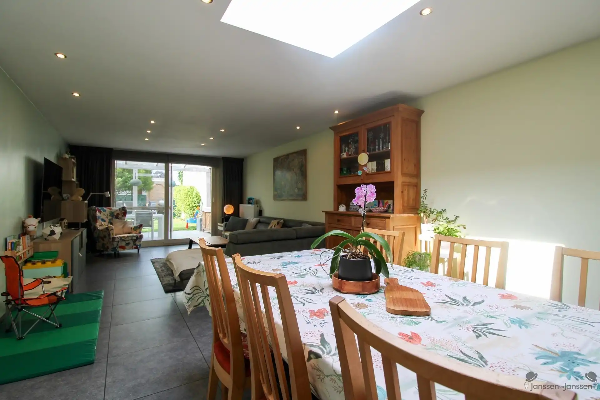 Woning met 4 slpks, 2 badk, centrum Broechem foto 24