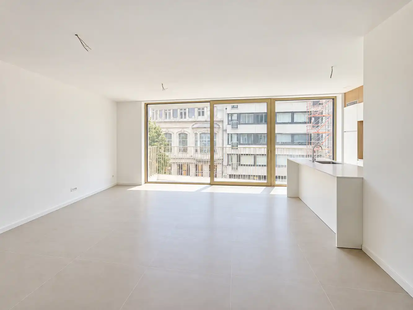 Ruim nieuwbouwappartement met 2 slaapkamers vlakbij het centrum foto 4
