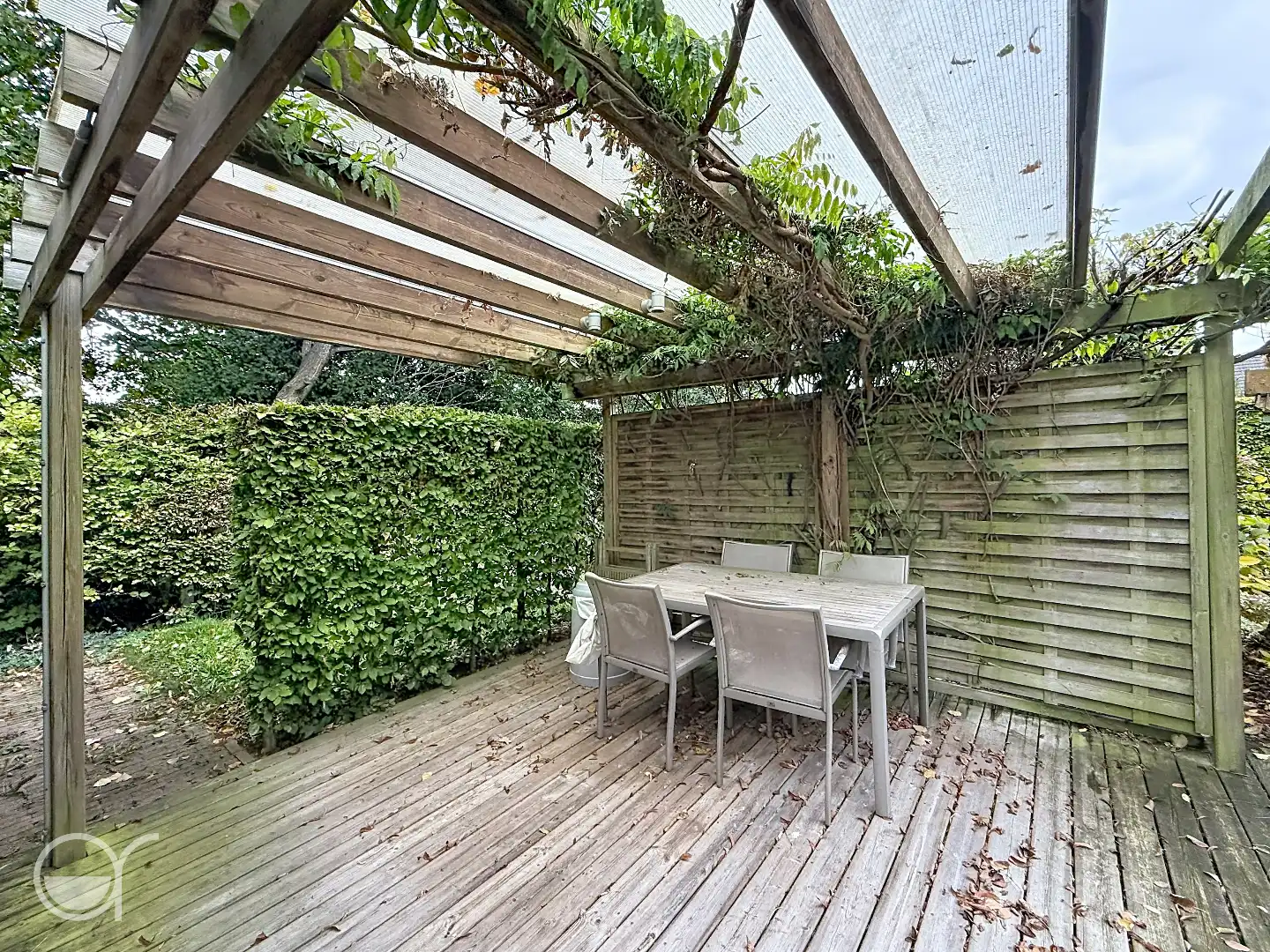 Ruime alleenstaande woning met 4 slaapkamers, 2 badkamers, dressing en mooie tuin in Merelbeke foto 10