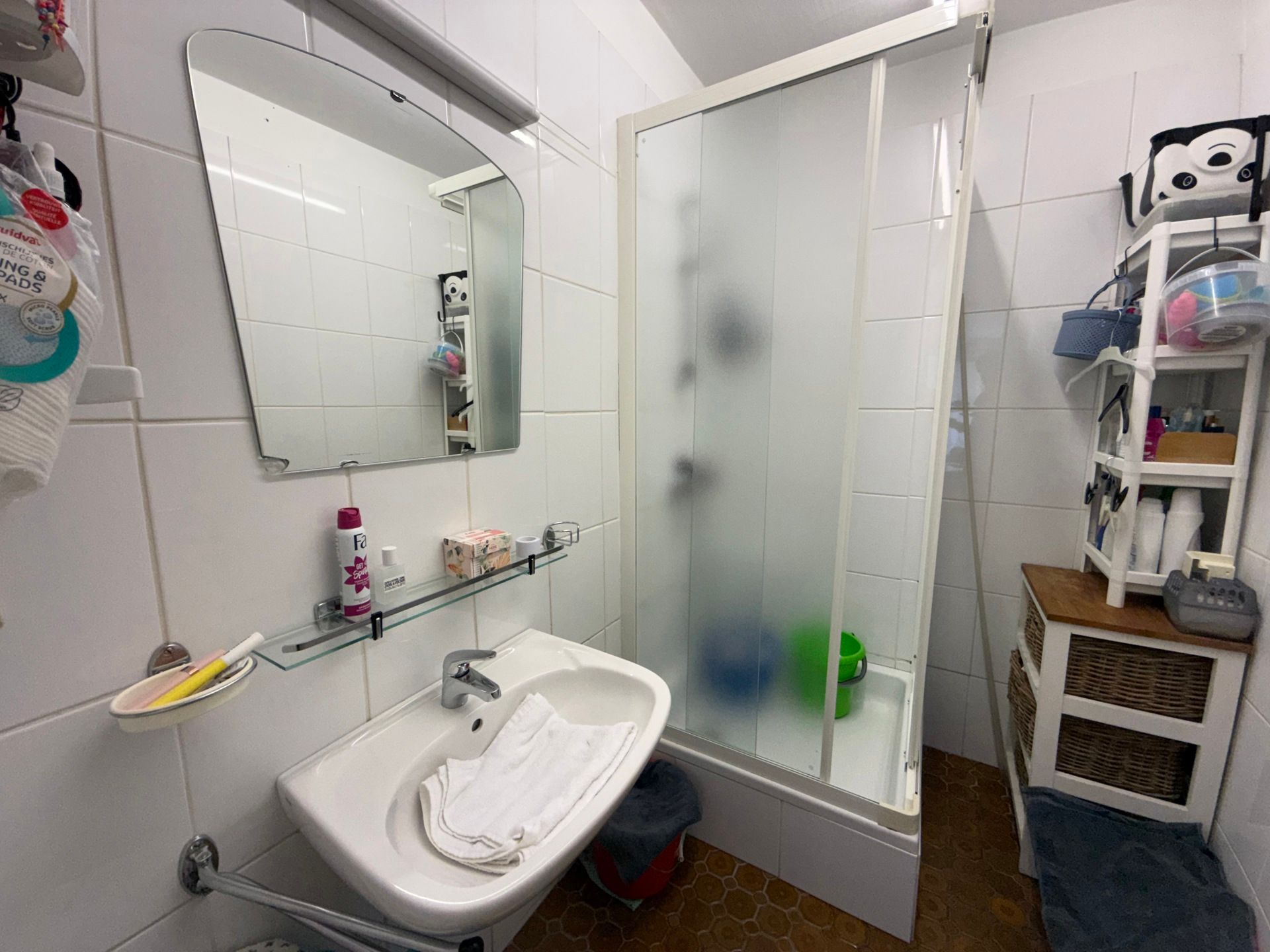 AALST - Gelijkvloers éénslaapkamerappartement. foto 2