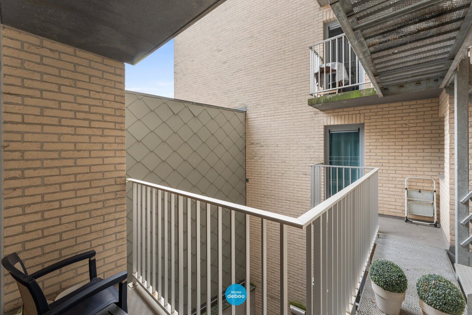 Instapklaar appartement in jonge residentie foto 4