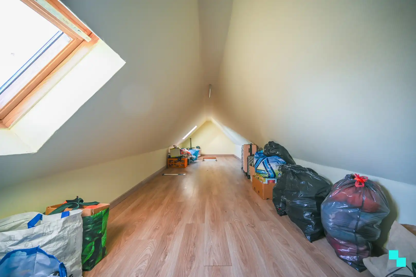 Vrijstaande woning op een afgelegen weg in Desselgem! foto 32