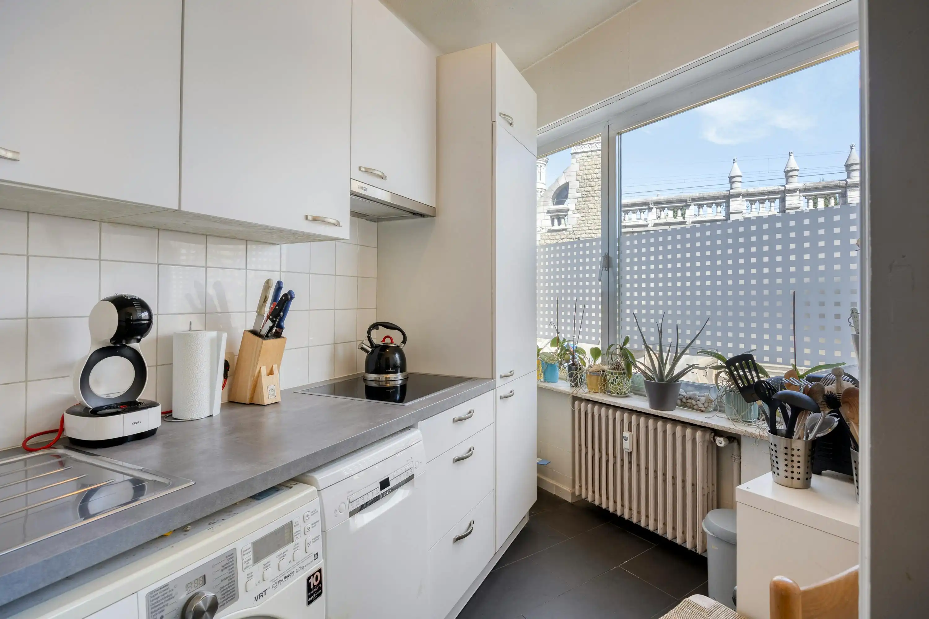 Instapklaar eenslaapkamer appartement te koop in Antwerpen foto 5