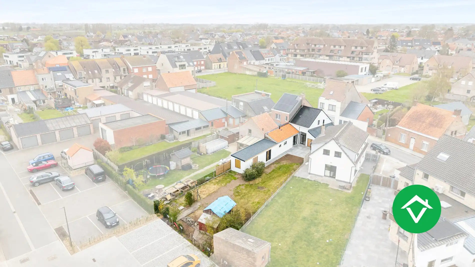 Volledig gerenoveerde woning (EPB B) met garage op topligging te Eernegem foto 21