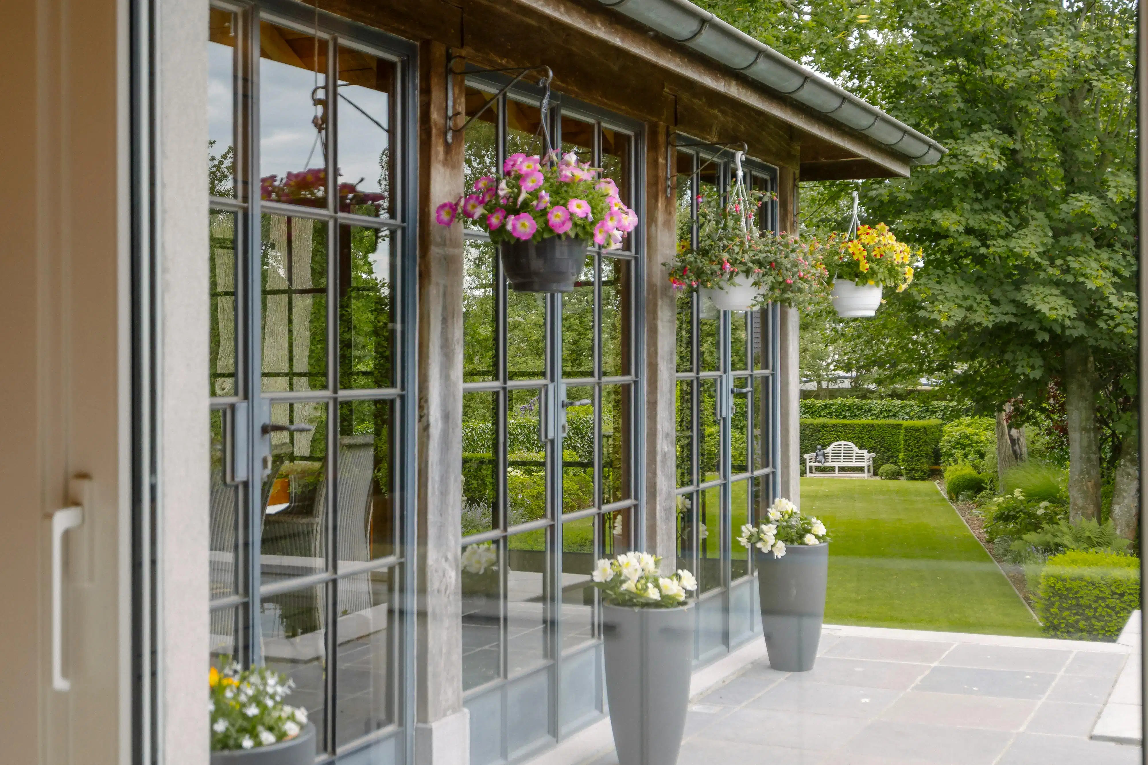 Exclusieve instapklare villa met ruime tuin in Oostduinkerke foto 7