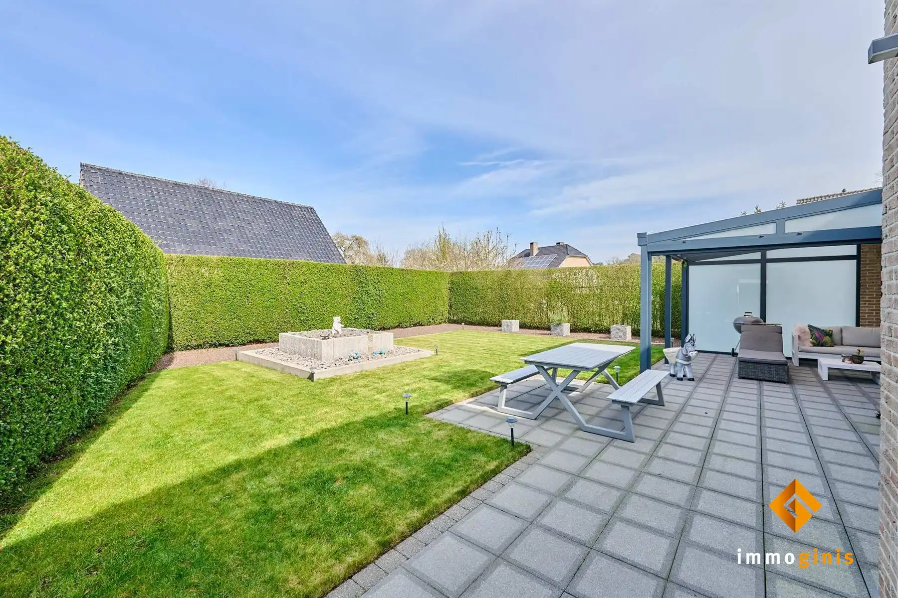 Luxueuze woning met 3 tot 5 slaapkamers en zéér grote, vrijstaande garage op een mooi perceel van 9a60ca. foto 25