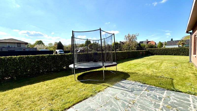Rustig gelegen bungalow met veel privacy. foto 4