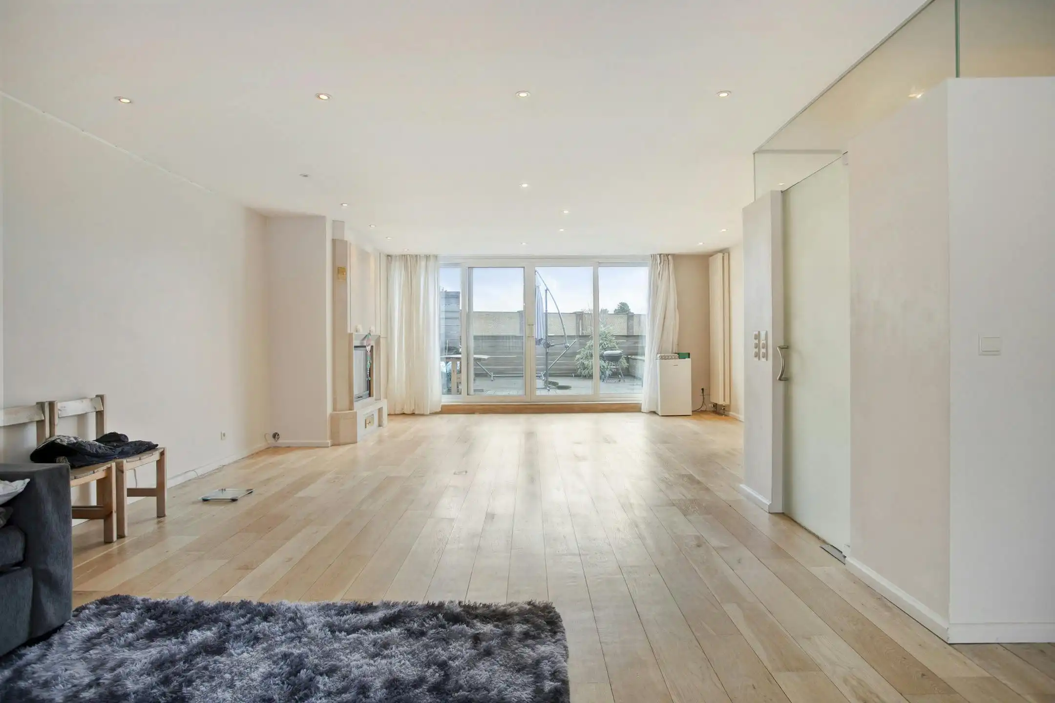 Sportcentrum met woning te koop in Roeselare foto 2