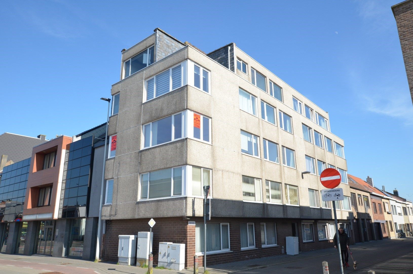 ()=>{if(producerUpdateValueVersion(node),producerAccessed(node),node.value===ERRORED)throw node.error;return node.value} Hoefijzerstraat 2 -/0201 - 8400 Oostende