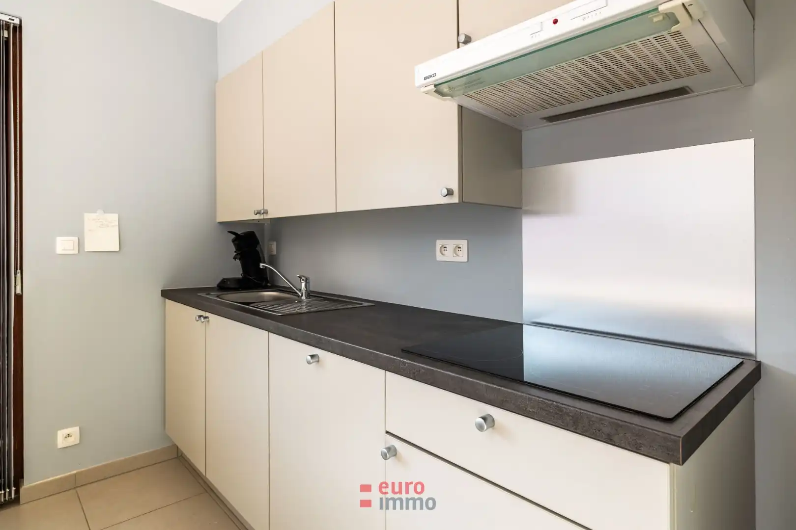 Gelijkvloers topappartement met super groot terras & tuin! foto 7