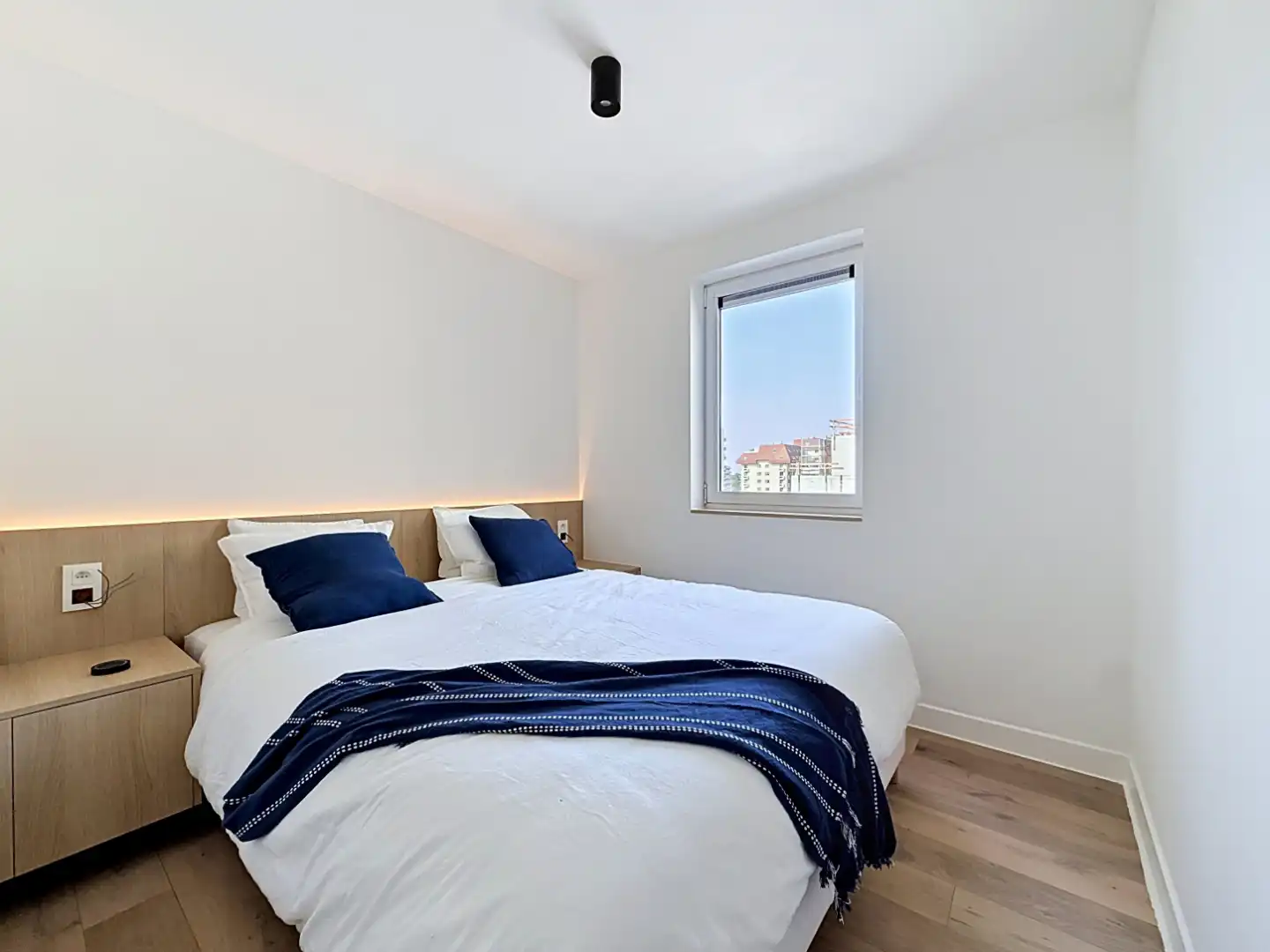 Gerenoveerd appartement met lateraal zeezicht te Nieuwpoort. foto 11